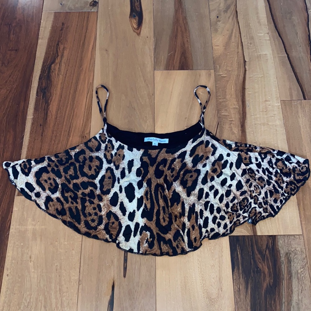 NWOT - CHARLOTTE RUSSE FLOWY LINED CHEETAH PRINT CROP TOP - SIZE XS